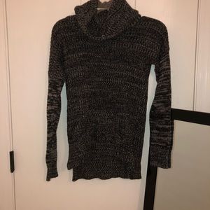Derek heart sweater